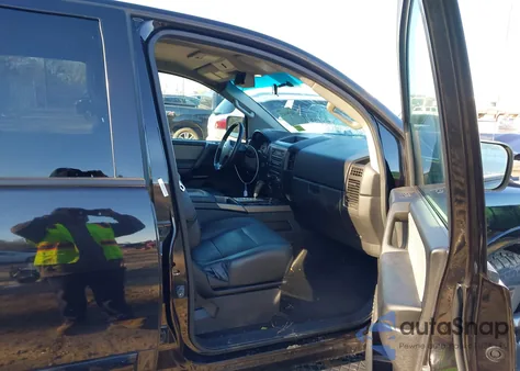 2012 Nissan Titan Sv из США, поврежденный, VIN 1N6BA0EK0CN308645